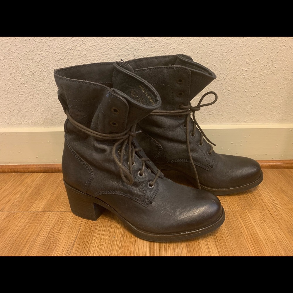 NEW Steve Madden Grunge Booties